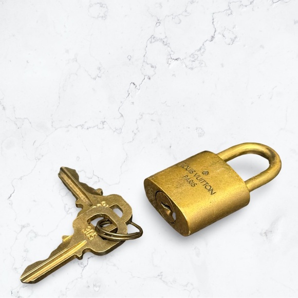 Louis Vuitton Gold Lock and Key #305 - Picture 1 of 7